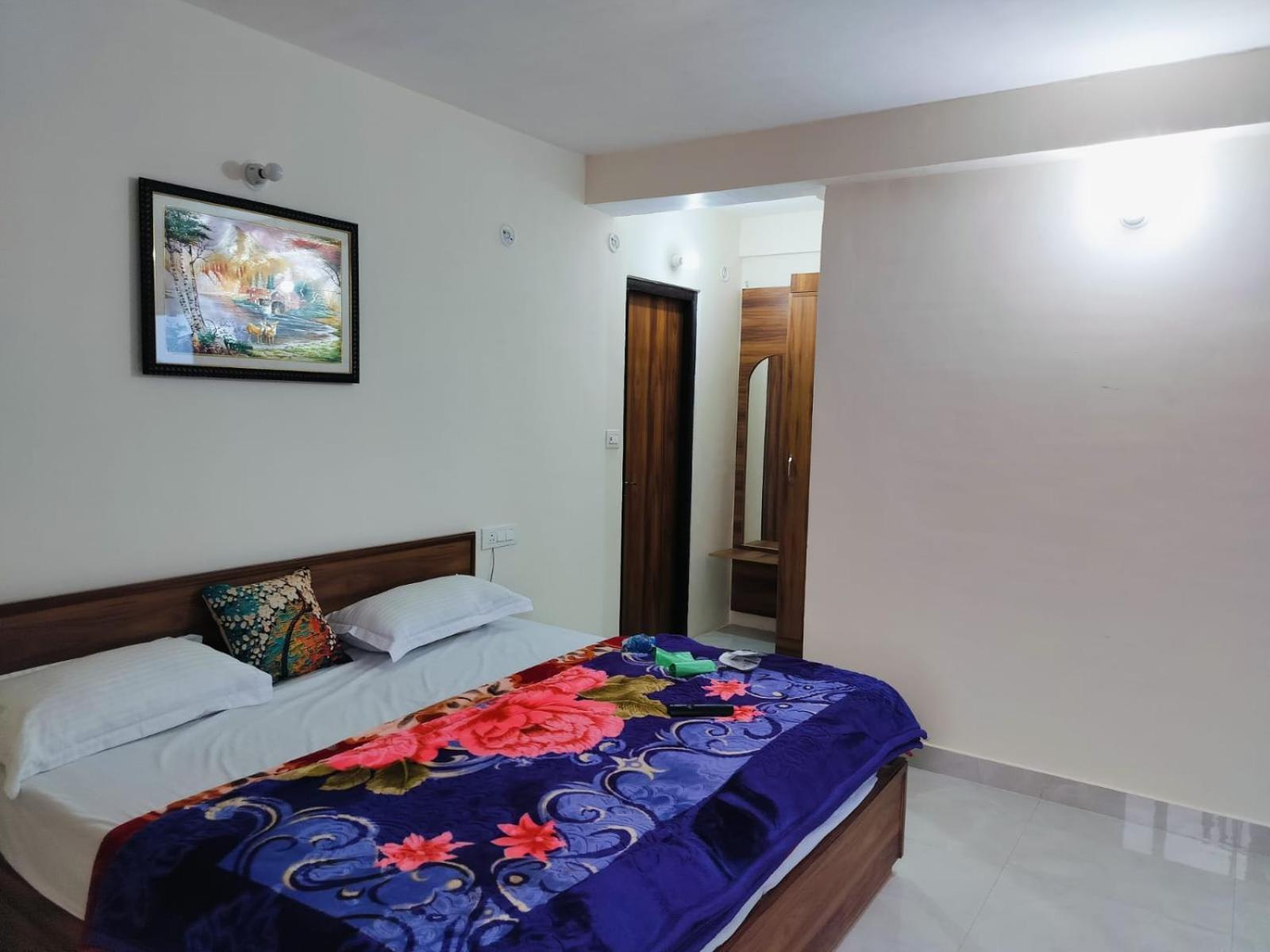 Elphinstone Inn Almora Bagian luar foto